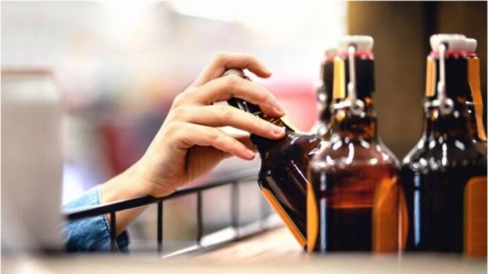 Karnataka will not reduce minimum age to drink alcohol Karnataka will not reduce minimum age to drink alcohol