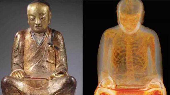 monks remains inside 1000 year old Buddha statue monks remains inside 1000 year old Buddha statue