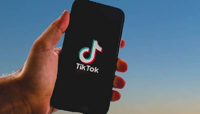 Should the US ban TikTok? Can it? Cybersecurity expert explains risks and challenges snt