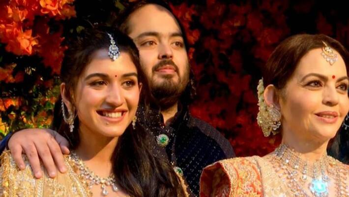 Anant Ambani Radhika Merchants Engagement Ceremony At Antilia Anant Ambani Radhika Merchants Engagement Ceremony At Antilia