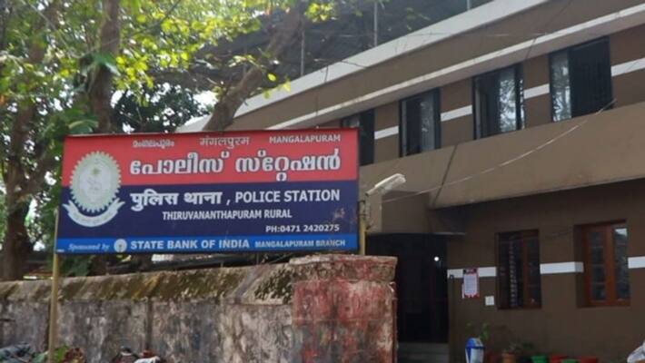 TVM rural sp transfers 25 policemen of Mangalapuram station in one night TVM rural sp transfers 25 policemen of Mangalapuram station in one night