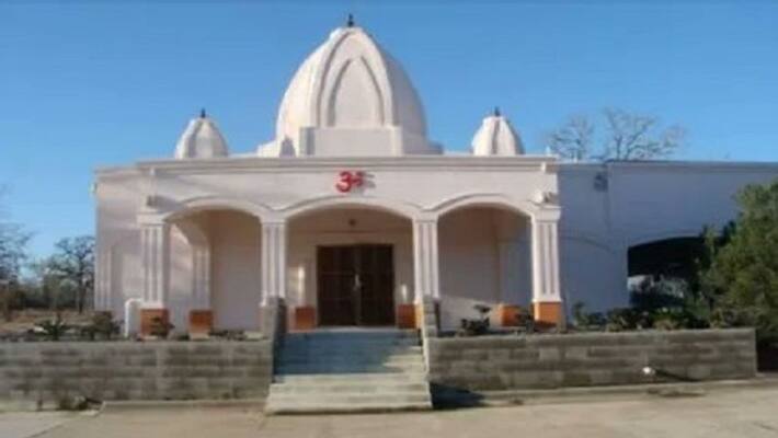 Burglary in a Hindu temple in Texas.. Thieves who stole a hundi and a locker Burglary in a Hindu temple in Texas.. Thieves who stole a hundi and a locker