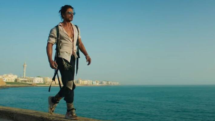 Pathan expected to give biggest opening. How much did other SRK movies earn on opening day? vma Pathan expected to give biggest opening. How much did other SRK movies earn on opening day? vma