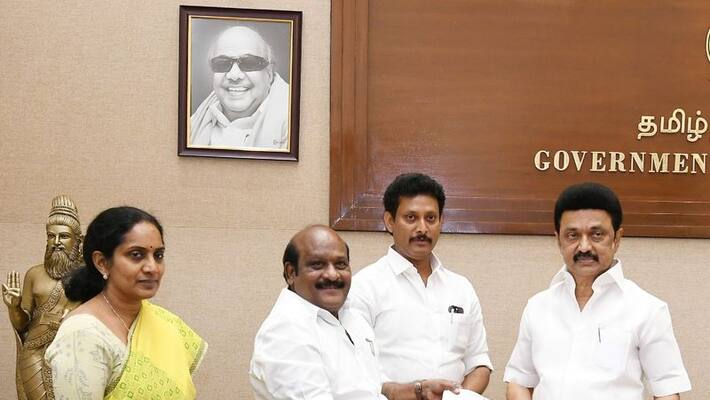 tn ministers and dmk mlas donated their one month salary for namma school foundation scheme tn ministers and dmk mlas donated their one month salary for namma school foundation scheme