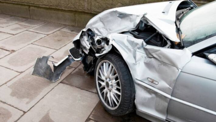 over speeding car hits lamp post and spilts in to two youth killed over speeding car hits lamp post and spilts in to two youth killed