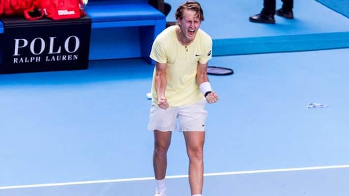 tennis Australian Open 2023: Korda credits 'towel' & crowd for epic win over Hurkacz to reach 1st Grand Slam quarterfinals snt tennis Australian Open 2023: Korda credits 'towel' & crowd for epic win over Hurkacz to reach 1st Grand Slam quarterfinals snt