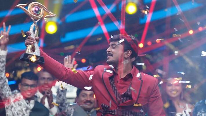 BiggBoss Azeem give 25 lakhs to poor children education BiggBoss Azeem give 25 lakhs to poor children education