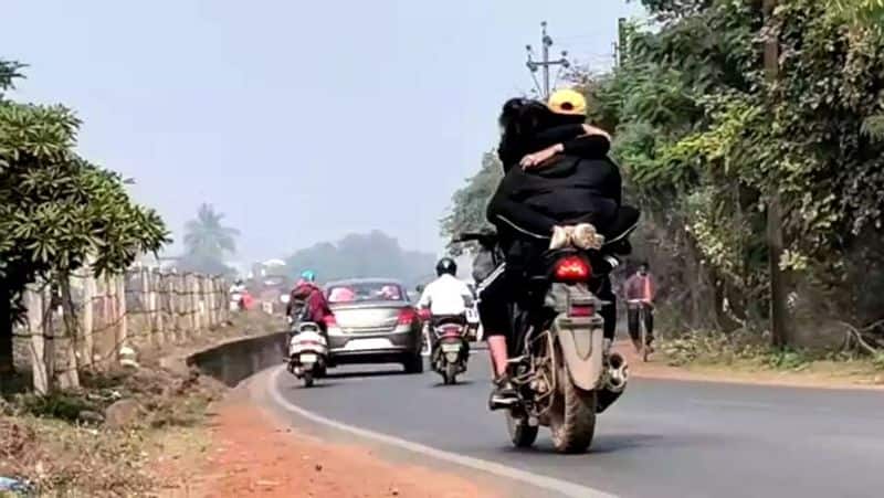 Couple caught making out on stolen bike in Chhattisgarh Bhilai viral on video