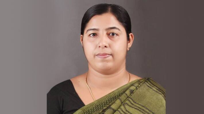 women civil police officer found dead in home at perambra kozhikode women civil police officer found dead in home at perambra kozhikode