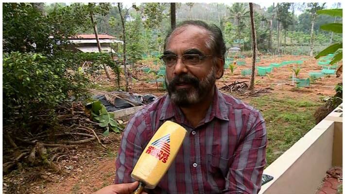 A complaint was filed against Shankarmohan for trying to bring discipline, there was no caste discrimination-resigned teacher Nandakumar Thotthal A complaint was filed against Shankarmohan for trying to bring discipline, there was no caste discrimination-resigned teacher Nandakumar Thotthal