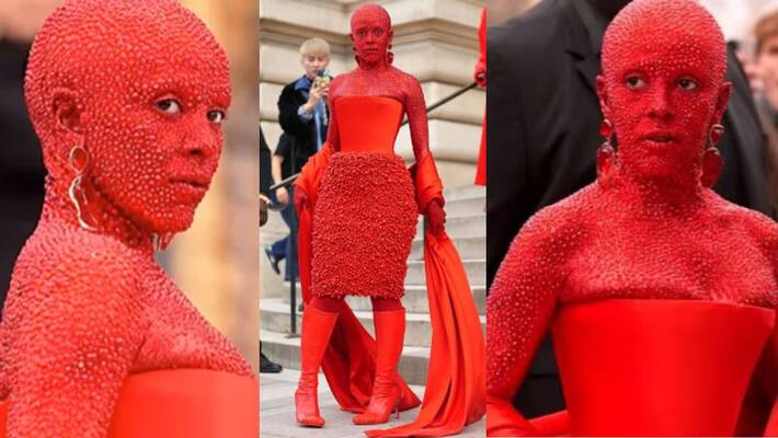 Doja Cat Covered Her Entire Body In 30000 Swarovski Crystals At Paris Fashion Week Doja Cat Covered Her Entire Body In 30000 Swarovski Crystals At Paris Fashion Week
