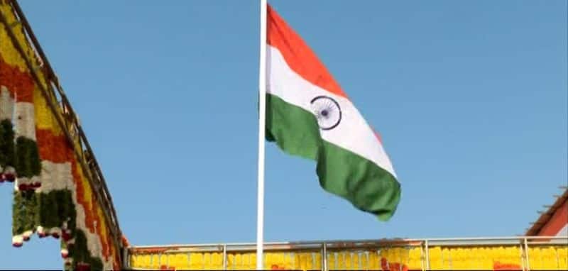 Republic Day flag hoisting in bengaluru by governor thawar chand gehlot in manekshaw parade ground ash