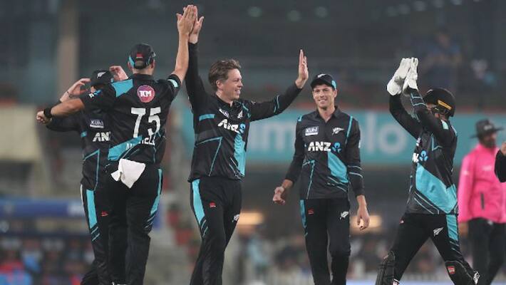 INDvsNZ T20I Live: Kiwis Bowlers Strike Early, India Lost 3 Wickets INDvsNZ T20I Live: Kiwis Bowlers Strike Early, India Lost 3 Wickets