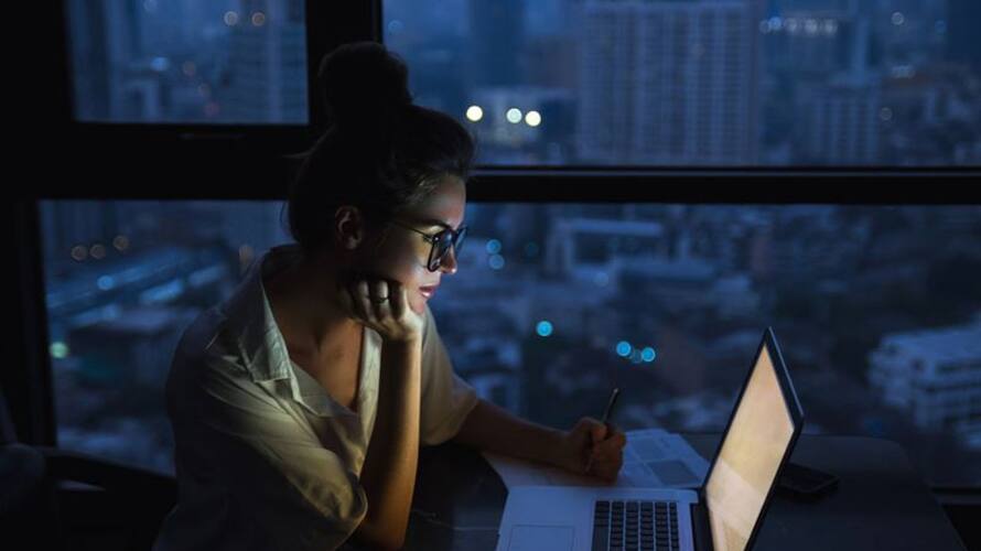 does too much screen time affect the skin and hair as well does too much screen time affect the skin and hair as well