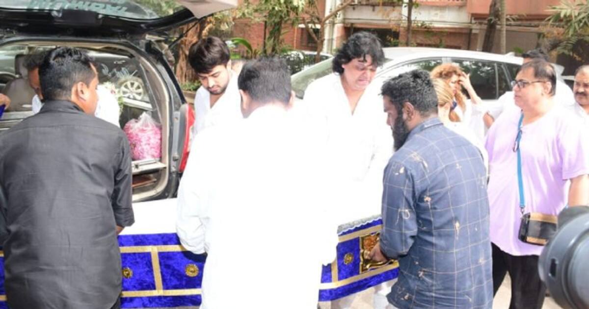 புற்றுநோய் பாதிப்பால் தாய் மரணம்... கதறி அழுத பிக்பாஸ் பிரபலம் - ஆறுதல் கூறும் ரசிகர்கள்