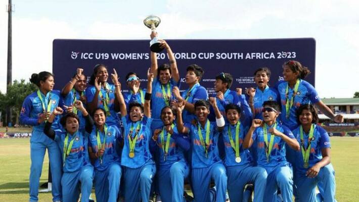 Sachin Tendulkar to Facilitate India Under-19 Women's World Cup Winning Team in Ahmedabad MSV Sachin Tendulkar to Facilitate India Under-19 Women's World Cup Winning Team in Ahmedabad MSV