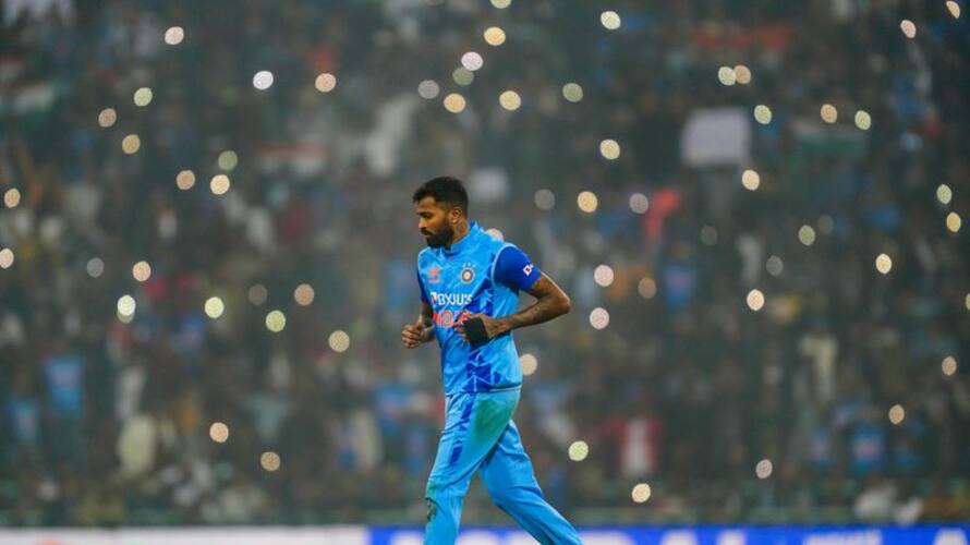Gautam Gambhir surprised by Hardik Pandya decision in India vs New Zealand 2nd T20I jje Gautam Gambhir surprised by Hardik Pandya decision in India vs New Zealand 2nd T20I jje