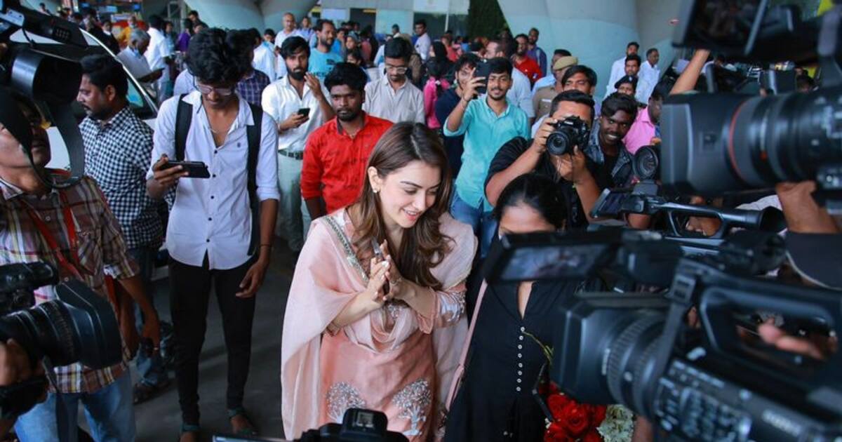 'ஒரு மகள் தாய் வீட்டிற்கு வந்த உணர்வு'! திருமணத்திற்கு பின் சென்னை வந்த ஹன்சிகாவுக்கு நெகிழ்ச்சி!