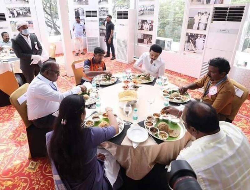 tn cm mk stalin ate lunch with sweeper in chennai ripon building