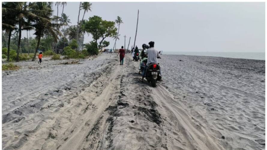 sand that fell on the road during the sea attack was not removed passengers in distress sand that fell on the road during the sea attack was not removed passengers in distress