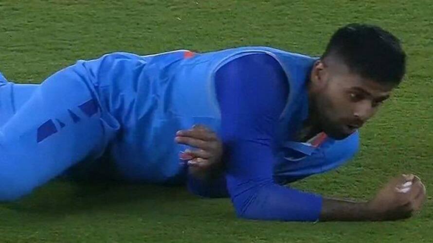 Suryakumar Yadav Excellent Catch Video Goes viral in Social Media Suryakumar Yadav Excellent Catch Video Goes viral in Social Media