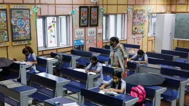 Bihar student faints after finding himself among '500 girls' at board exam centre in same 96 movie