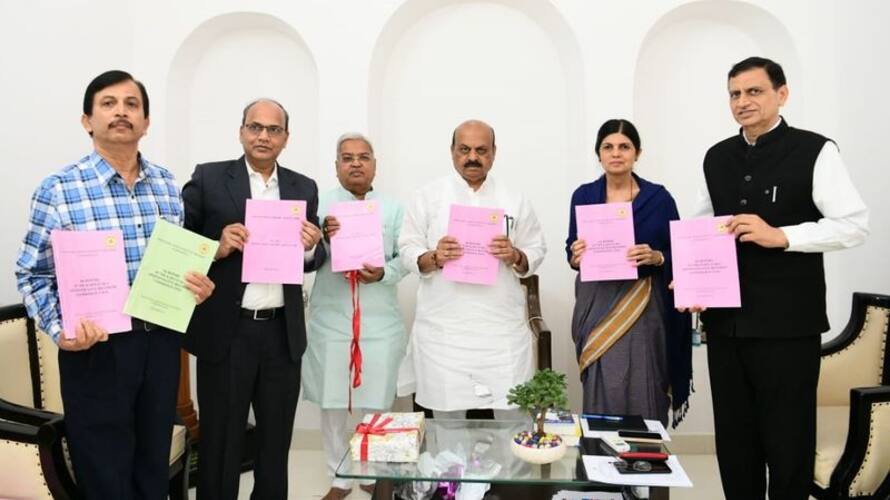 Give 5 eggs per week to malnourished childrens Submission of Report by Administrative Reforms Commission gvd Give 5 eggs per week to malnourished childrens Submission of Report by Administrative Reforms Commission gvd
