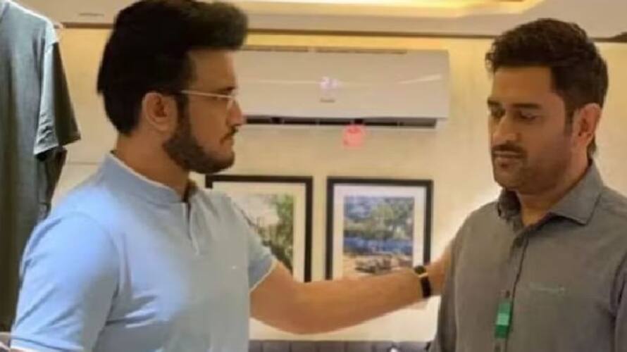 Chennai Super Kings share picture of Sourav Ganguly in conversation with MS Dhoni ahead of IPL 2023 pic goes viral kvn Chennai Super Kings share picture of Sourav Ganguly in conversation with MS Dhoni ahead of IPL 2023 pic goes viral kvn