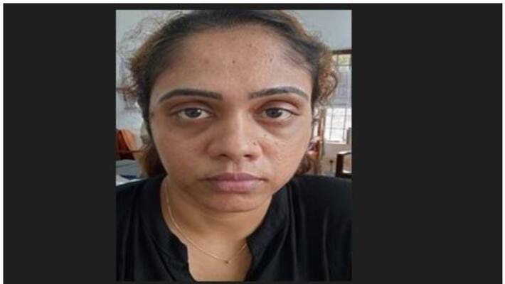 Woman arrested in Honey trap case prm Woman arrested in Honey trap case prm