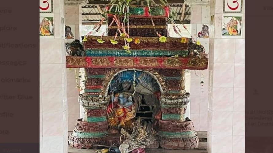 Attack on 14 Hindu temples.. Idols were destroyed and thrown on the road.. Incident in Bangladesh Attack on 14 Hindu temples.. Idols were destroyed and thrown on the road.. Incident in Bangladesh
