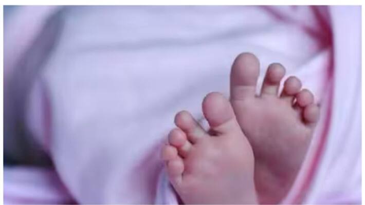 Newborn chokes on breast milk and dies, mother and son commit suicide in Kerala - bsb Newborn chokes on breast milk and dies, mother and son commit suicide in Kerala - bsb