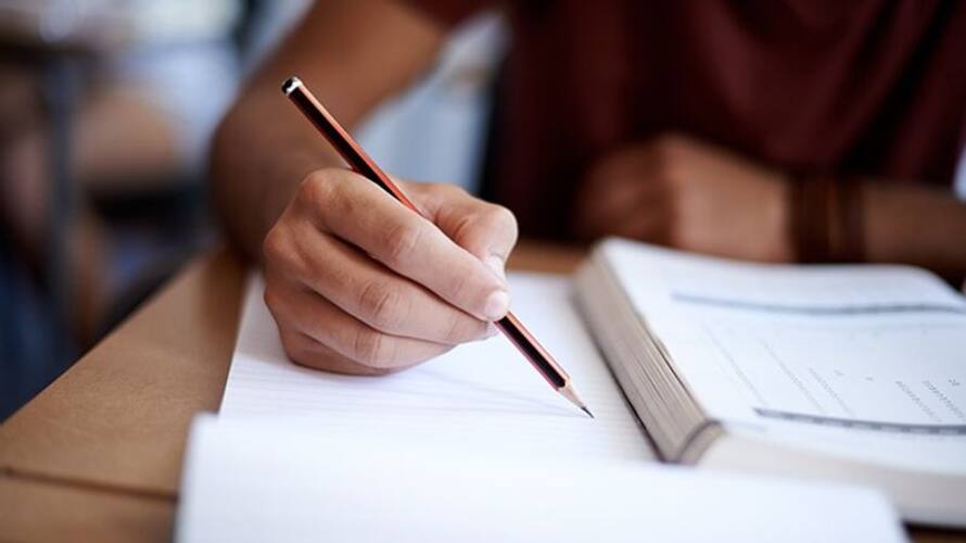 IGNOU June Date sheet 2023 released on ignou.ac.in; check exam dates, other details - adt IGNOU June Date sheet 2023 released on ignou.ac.in; check exam dates, other details - adt