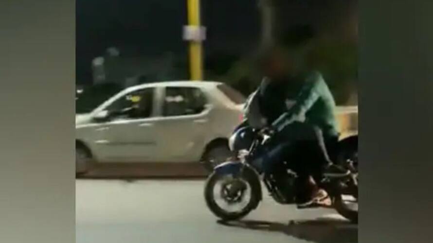 young couples romance while riding bike police takes action young couples romance while riding bike police takes action