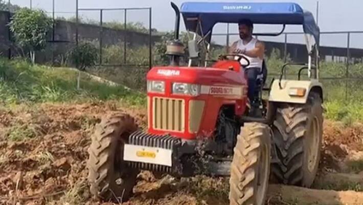 CSK Skipper MS Dhoni Plows Lands At Farmhouse In Ranchi, Video Went Viral MSV 
