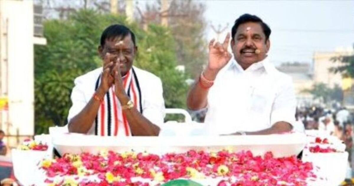 பணநாயகம் வென்றது, ஜனநாயகம் தோற்றது.! வாக்கு எண்ணும் மையத்தில் இருந்து வெளியேறிய அதிமுக வேட்பாளர் தென்னரசு.!