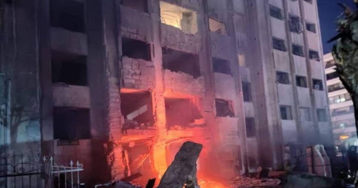 Syria Attacks: தொடரும் சிரியாவின் துயரம்... இருவேறு தாக்குதல்களில் 68 பேர் பலி