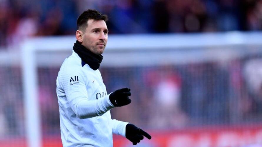 xavi says lionel messi's barcelona return depends on player saa xavi says lionel messi's barcelona return depends on player saa