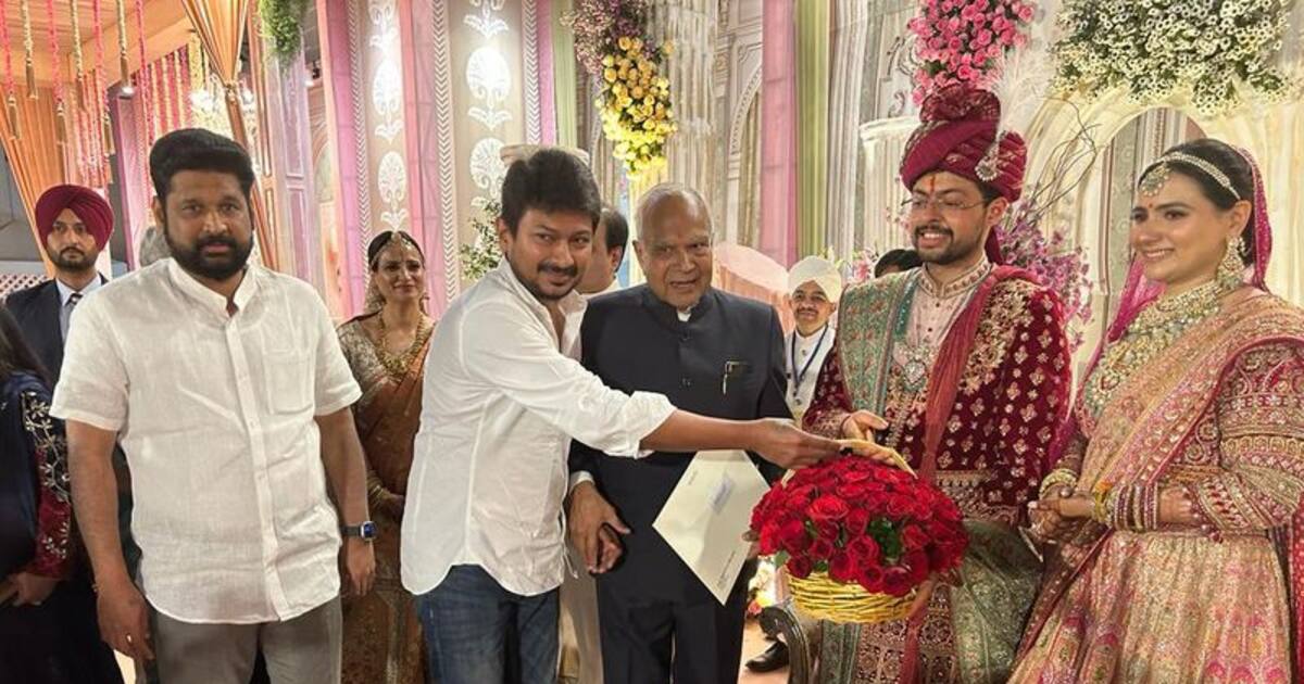 ஆளுநர் பன்வாரிலால் பேத்தி திருமண விழாவில் பங்கேற்ற உதயநிதி ஸ்டாலின்..!