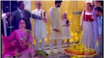 Pakistani bride weighed down with gold bars A viral wedding video bkg Pakistani bride weighed down with gold bars A viral wedding video bkg