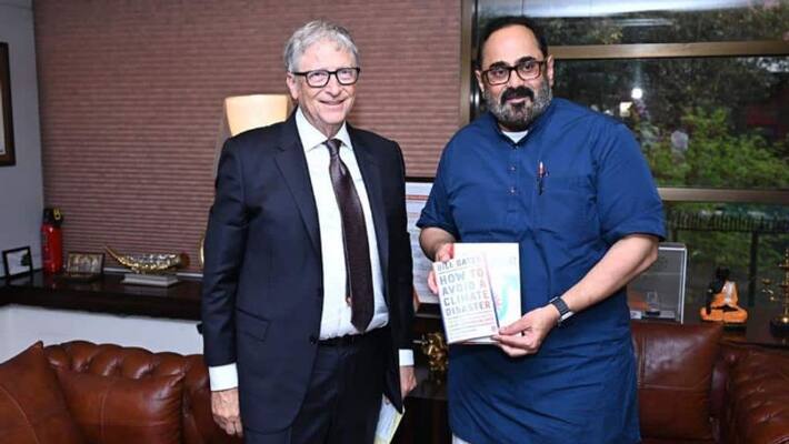 Bill Gates with Union Minister Rajeev Chandrasekhar MKA