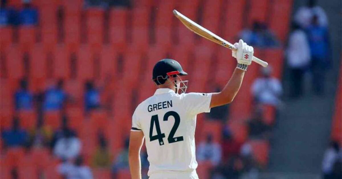 முதல் முறையாக இந்தியாவுக்கு டூர் வந்த கேமரூன் க்ரீன் - பவுண்டரியுடன் முதல் சதமடித்து சாதனை!