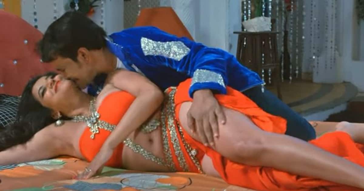1200px x 630px - Monalisa SEXY video, photos: Bhojpuri actress, Nirahua's BOLD romantic song  goes VIRAL