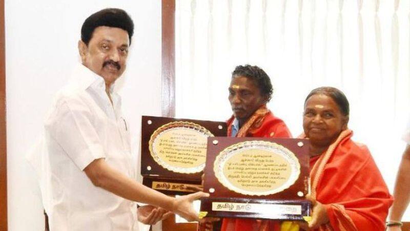 Oscar winning director of The Elephant Whisperers honored by Chief Minister M K Stalin with an incentive of Rs 1 crore