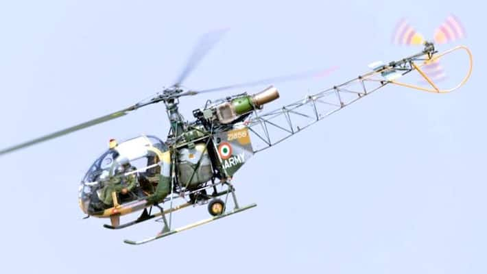 भारतीय सेना का चीता हेलीकॉप्टर हुआ दुर्घटनाग्रस्त, दोनों पायलट शहीद Indian Army's Cheetah helicopter crashes, both pilots martyred