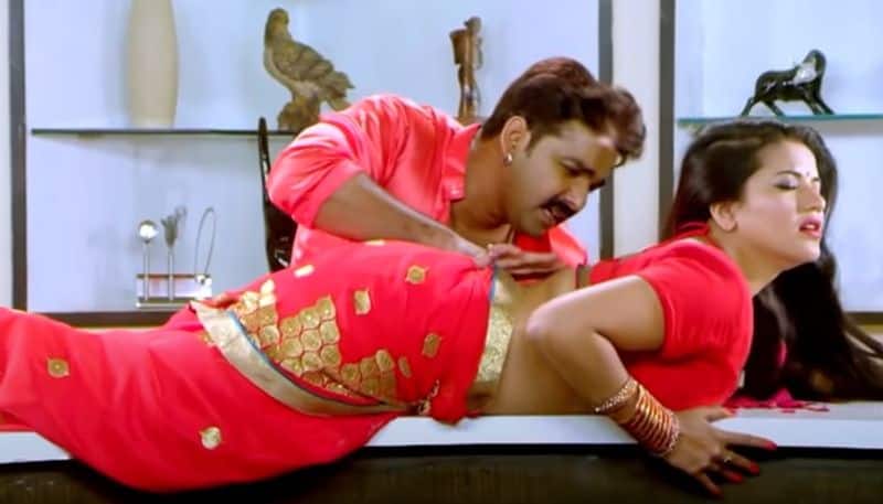 Monalisa Ka Sexy Video Choda Chudi - Monalisa SEXY video: Bhojpuri actress, Pawan Singh's song 'Suhag Raat' is  'too hot to handle'-WATCH HERE