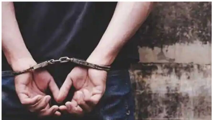 Two People Arrested for Harassing Case In Bengaluru gvd Two People Arrested for Harassing Case In Bengaluru gvd