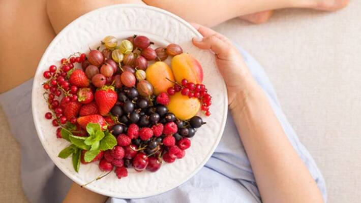 Suffering from constipation?  Here are some summer fruits that help relieve this problem rsl