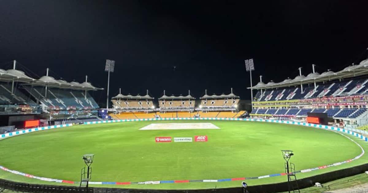 சேப்பாக்கம் ஸ்டேடியத்தில் பணியின் போது 14 அடி உயரத்திலிருந்து தவறி விழுந்த 52 வயதான முருகன் உயிரிழப்பு!