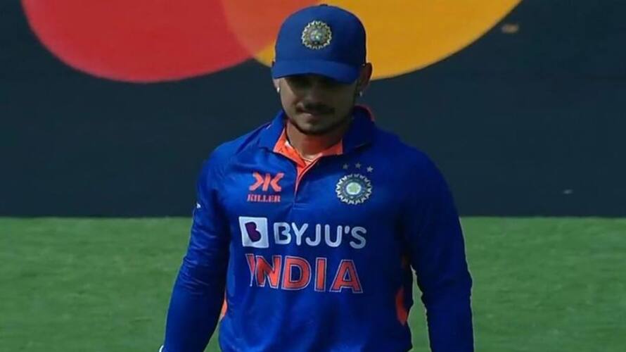 What happened to KL Rahul? Ishan Kishan doing Wicket keeper job instead of him What happened to KL Rahul? Ishan Kishan doing Wicket keeper job instead of him