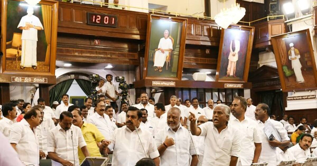 எதிர்க்கட்சி துணை தலைவரை மாற்றிடுக..! ஓபிஎஸ்க்கு எதிராக சட்டப்பேரவையில் இறங்கி அடிக்கும் எடப்பாடி